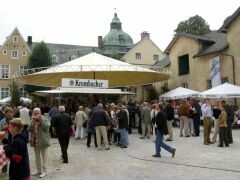 Innenhof mit Blick zur B�hne